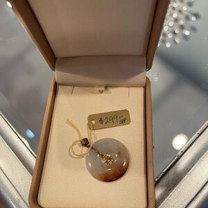 Necklace pendant jade
